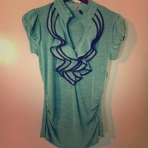 ✨NEW Beautiful Collared Work Shirt - Medium✨